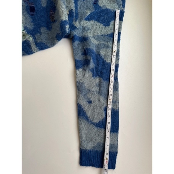 LOGO Lavish Cameo Cardigan - Picture 11 of 11